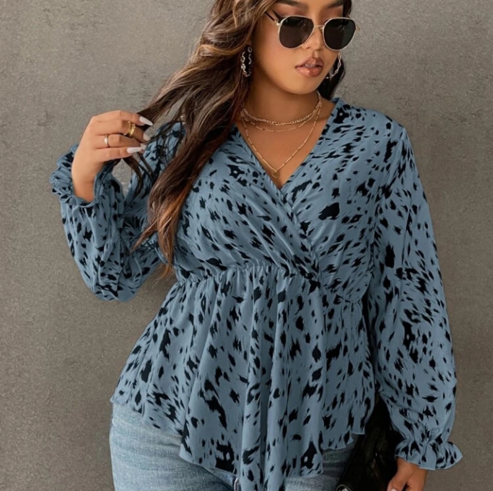 Blue long sleeve women's plus size blouse size 1X